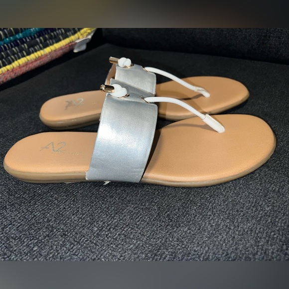 A2 by Aerosoles T-Strap Slip On Sandals - Picture 2 of 4